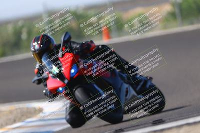 media/Sep-20-2025-TrackDaz (Sat) [[27f0cde673]]/C Group/240pm (Turn 9)/